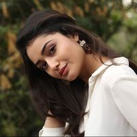 Riya5